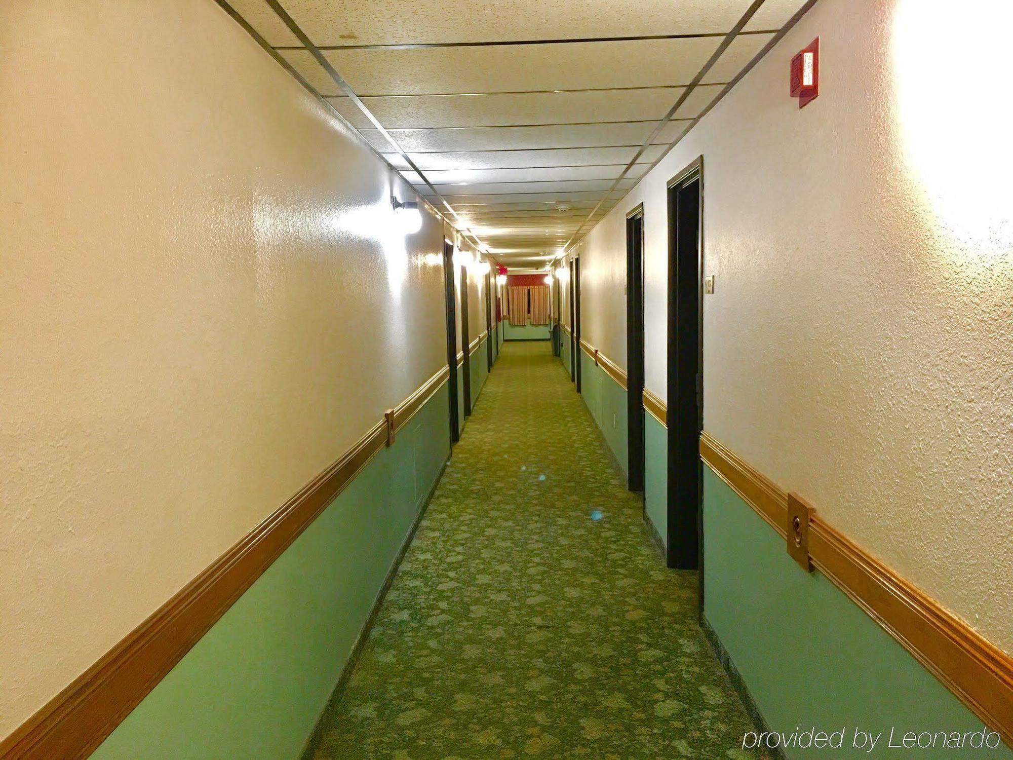 Select Motel